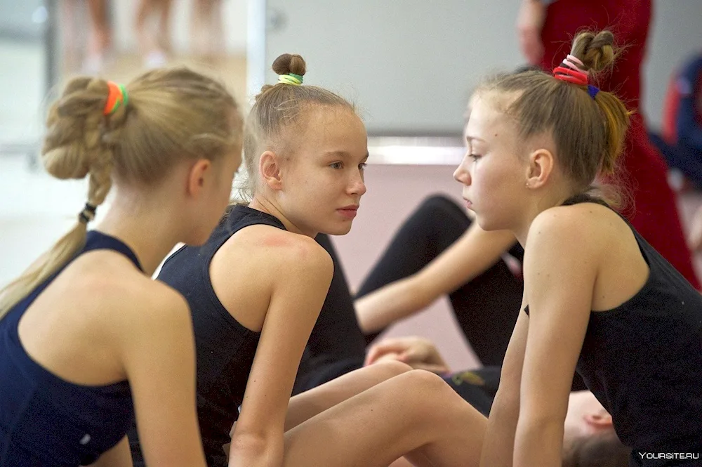 Gymnast's hairstyle at the training