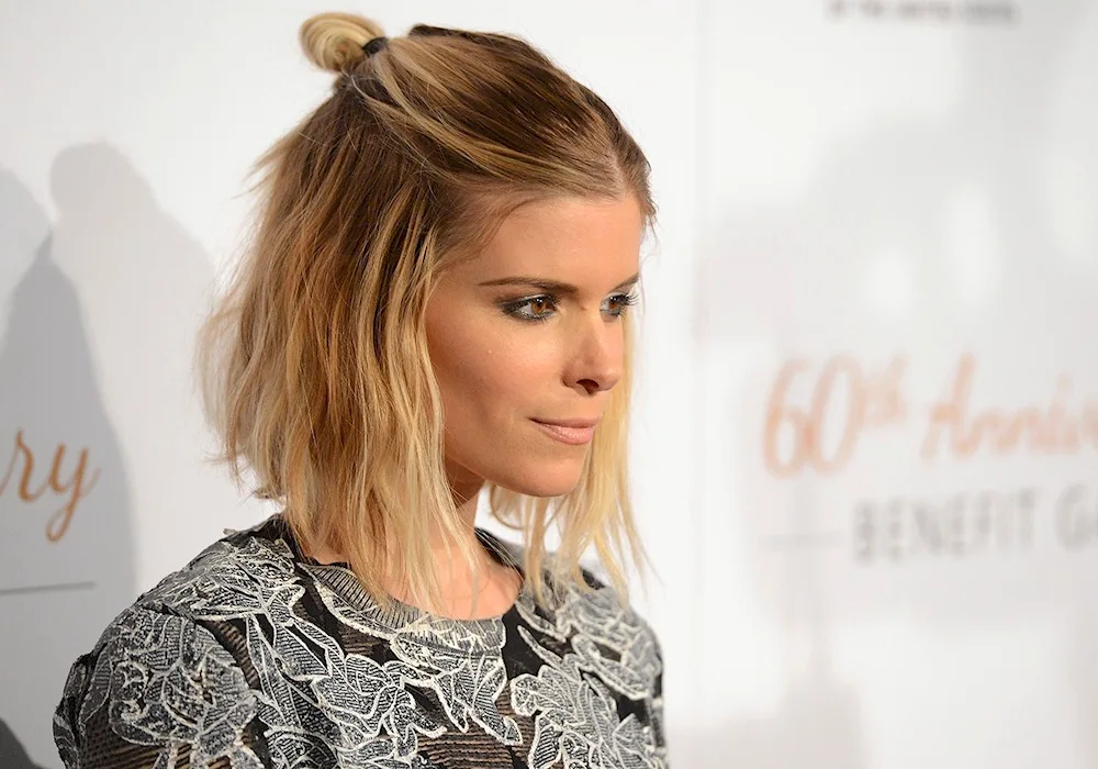 Ponytail hairstyle