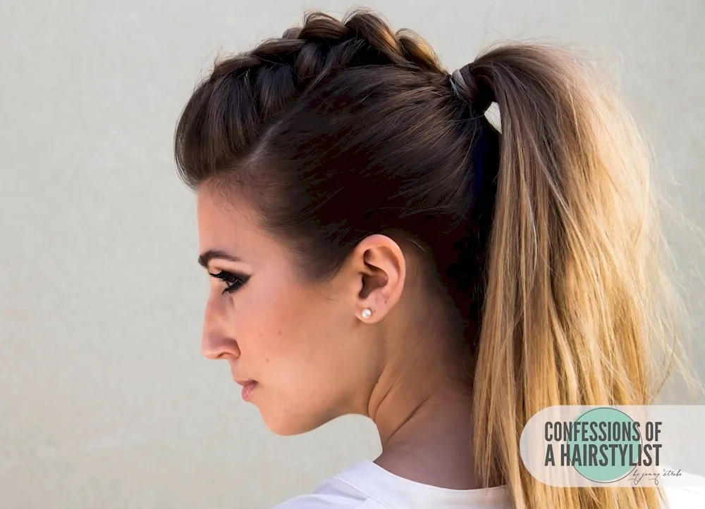 Voluminous ponytail