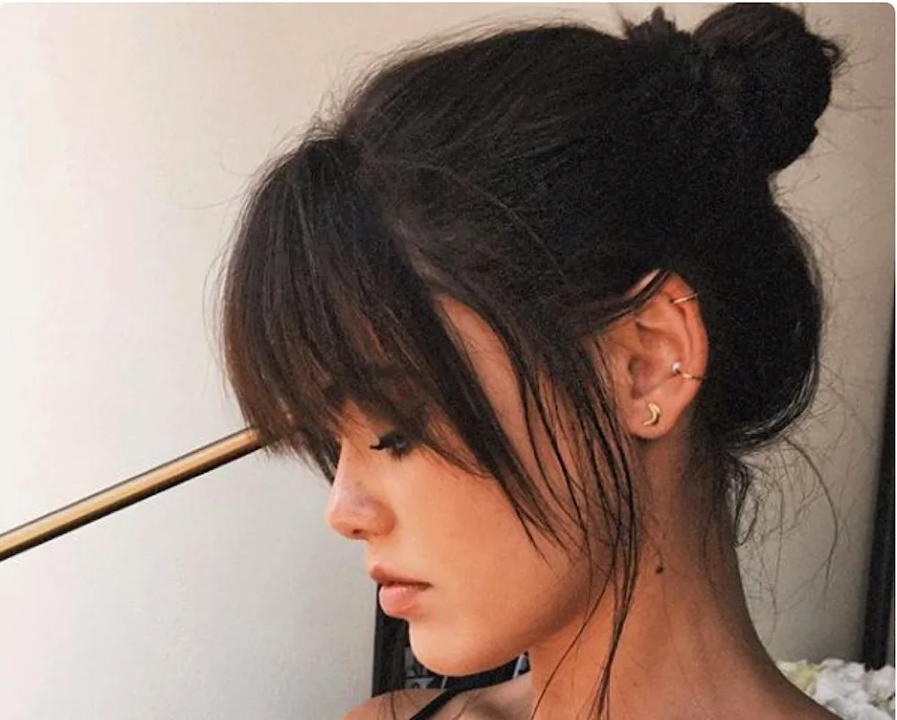 Ponytail hairstyle with bangs