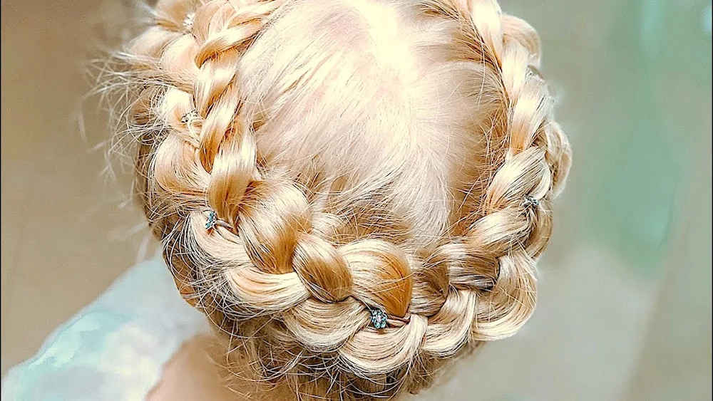 Basket hairstyles for girls