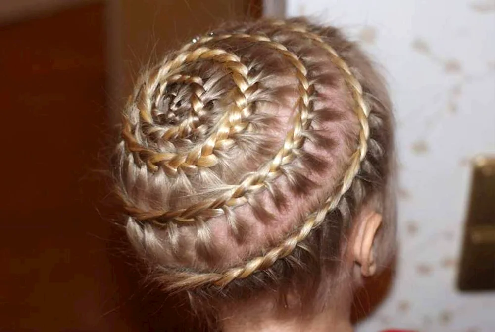 Basket hairstyles for girls with braiding.