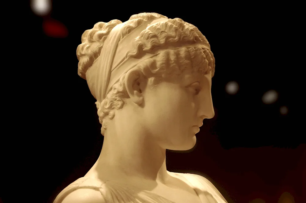 Hair lampadion ancient Greece