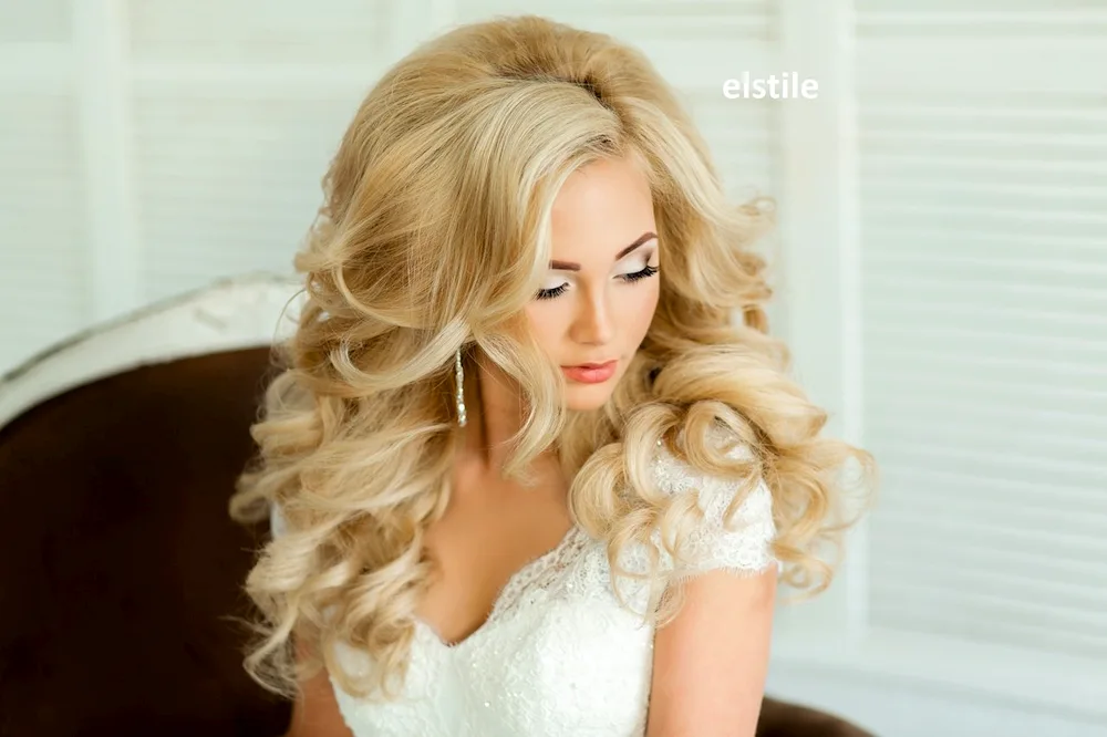 Hair curls for medium hair