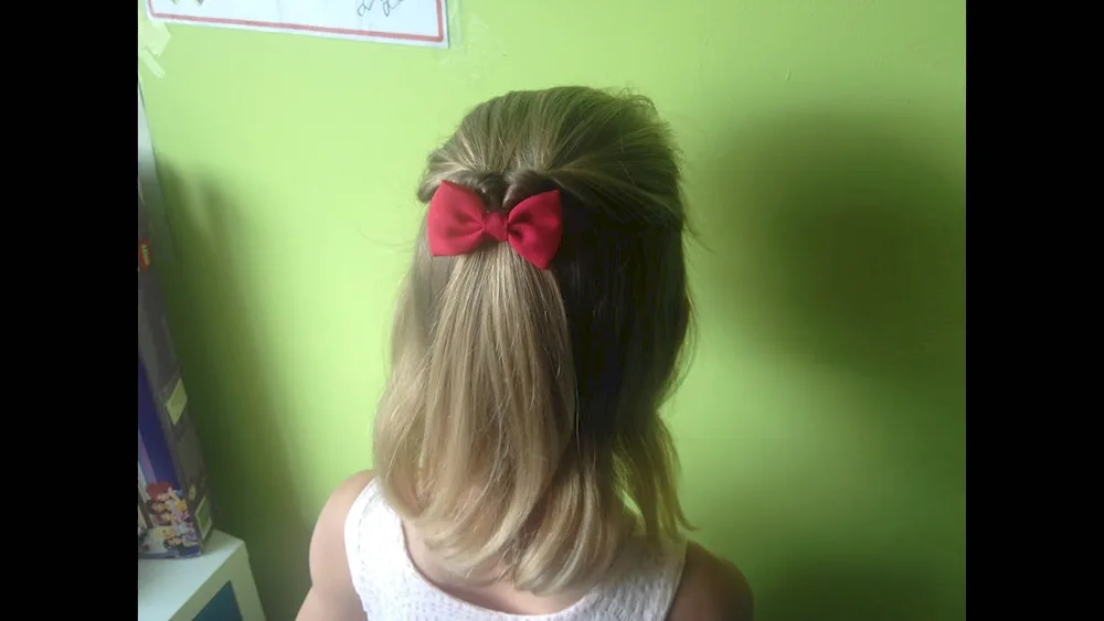 Malvinka hairstyle for child