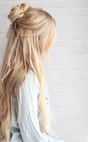 Ponytail Malvinka hairstyle
