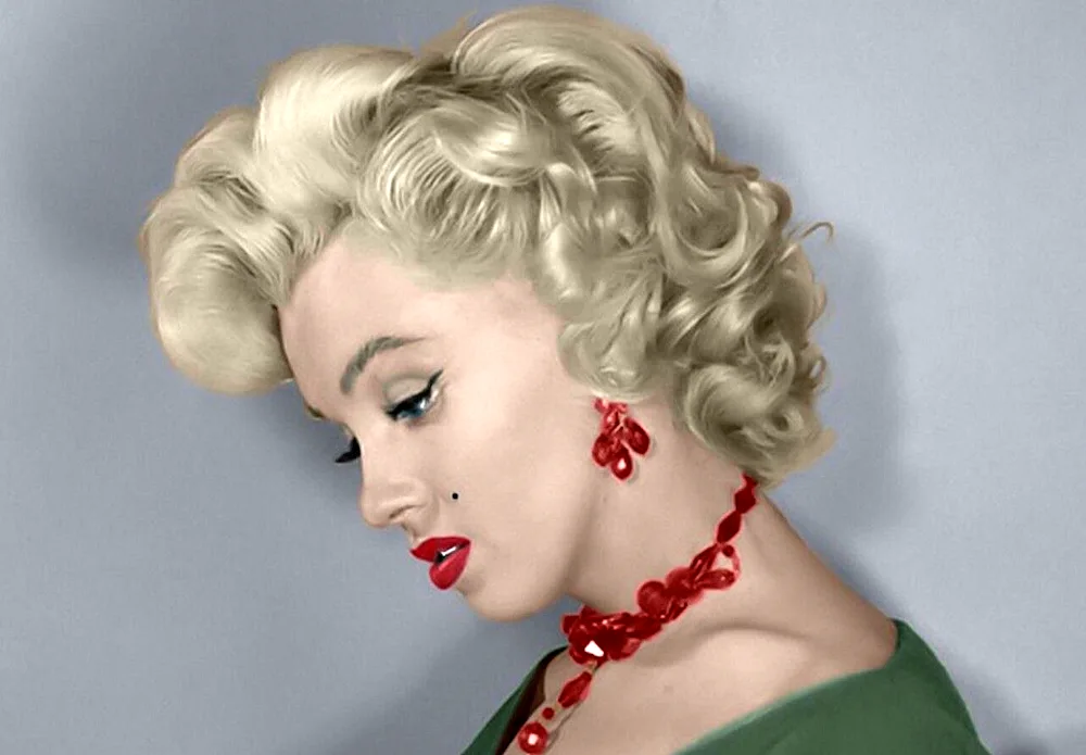 Haircut Marilyn Monroe