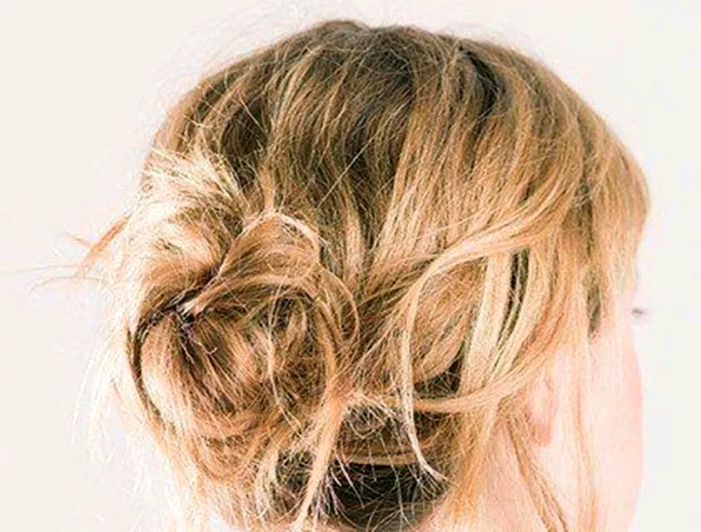 Messy bun
