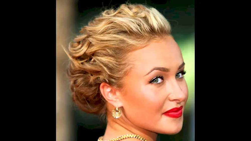 Evening hairstyles for short hair