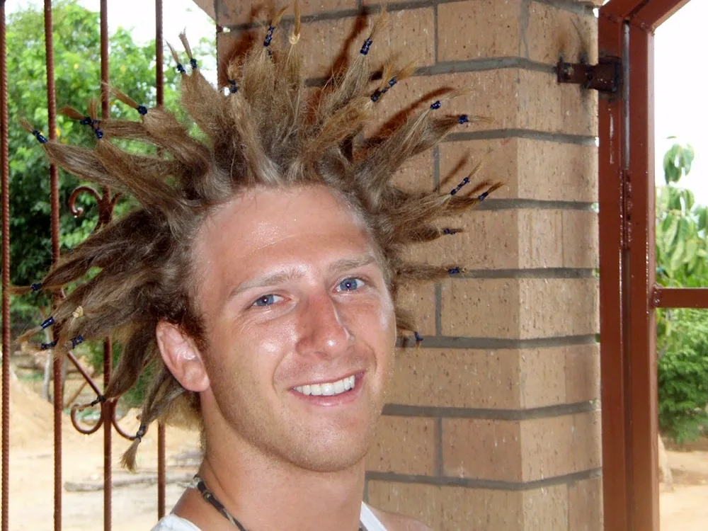 Palm hairstyle