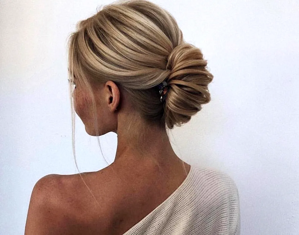 French Twist hairstyle