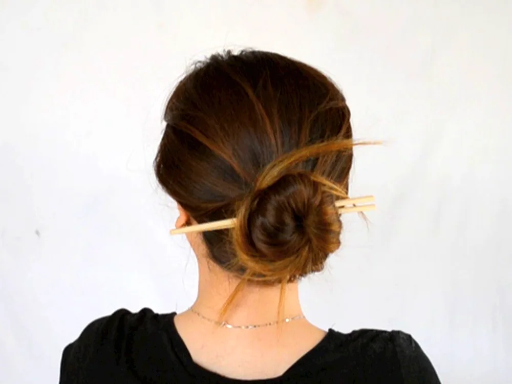 Crab bun hairstyle for school