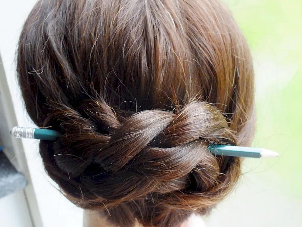 Japanese chopsticks hairstyle with chopsticks