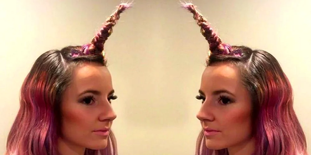 Hair with horns