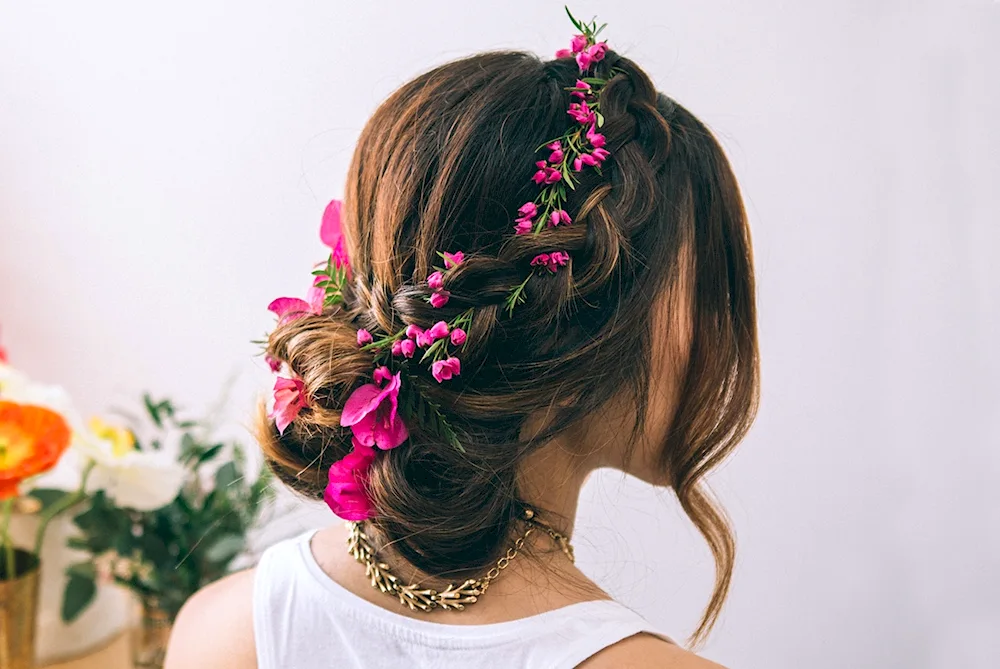 Hair with fresh flowers