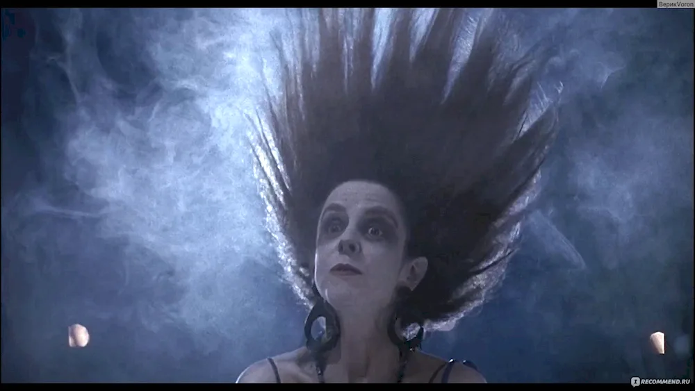 Bad hair film 2020