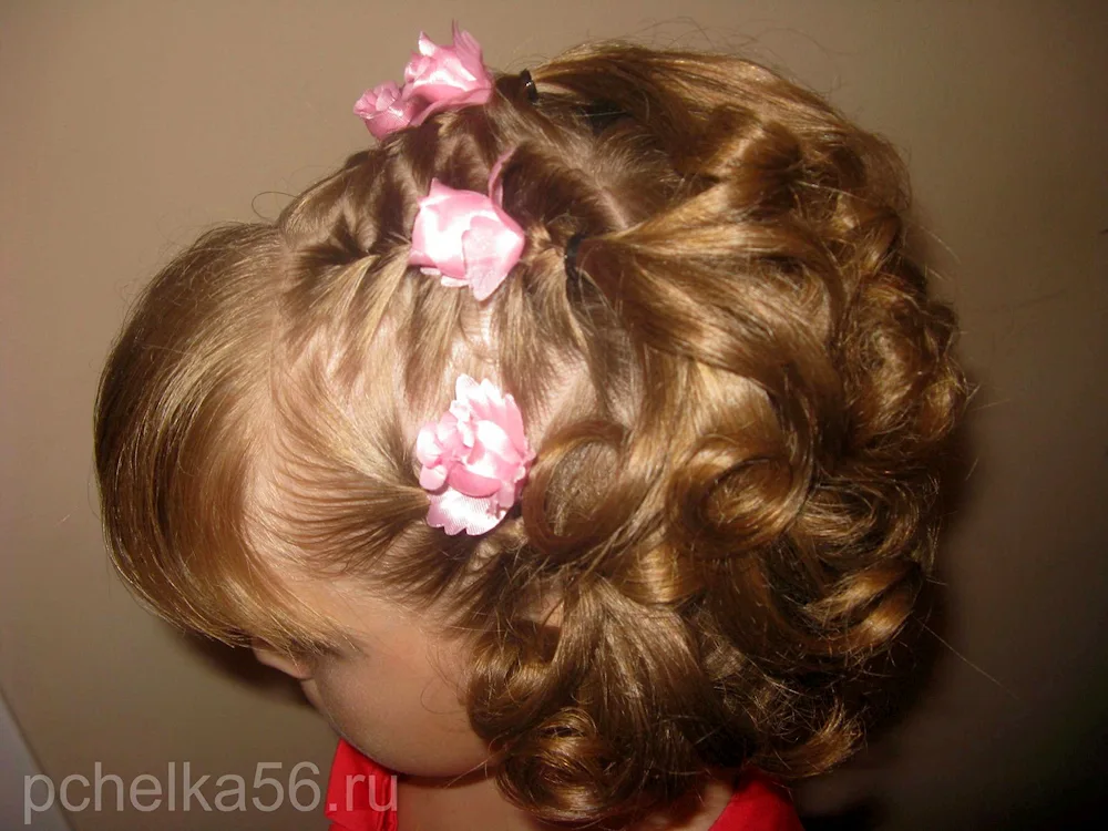 Hair with curls for girl