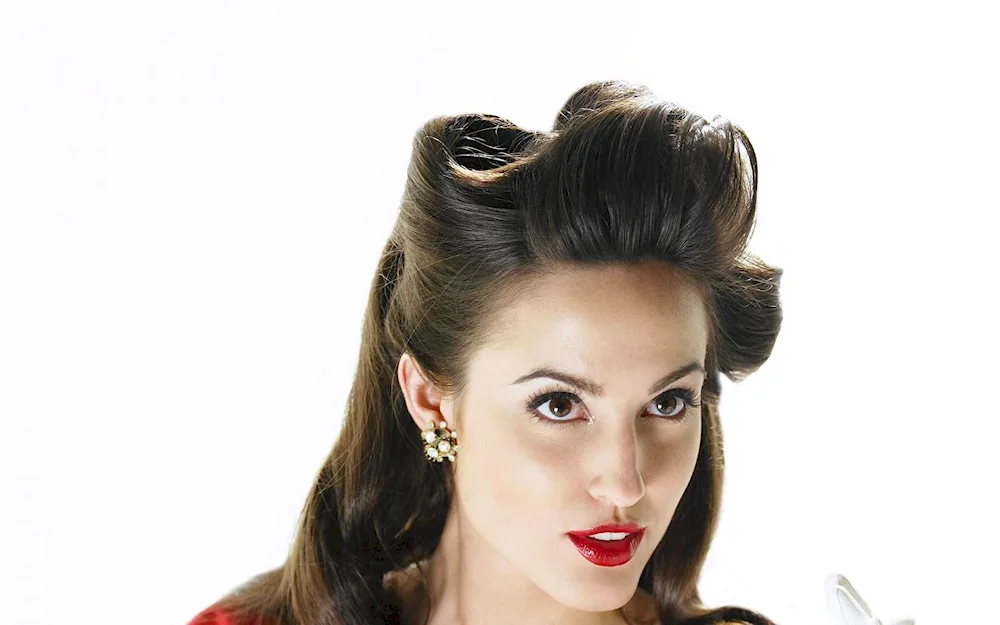 Pin Up Hairstyle