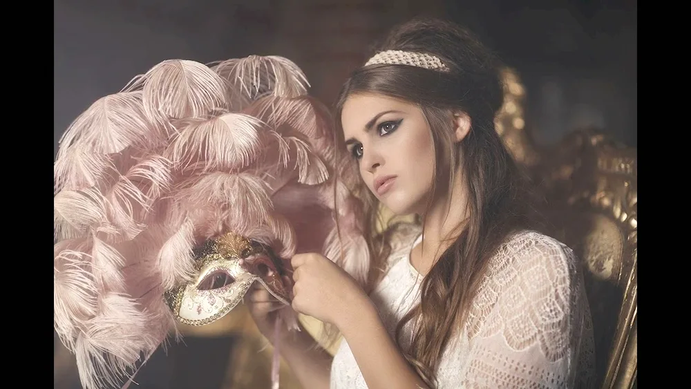 Venetian style hairstyle