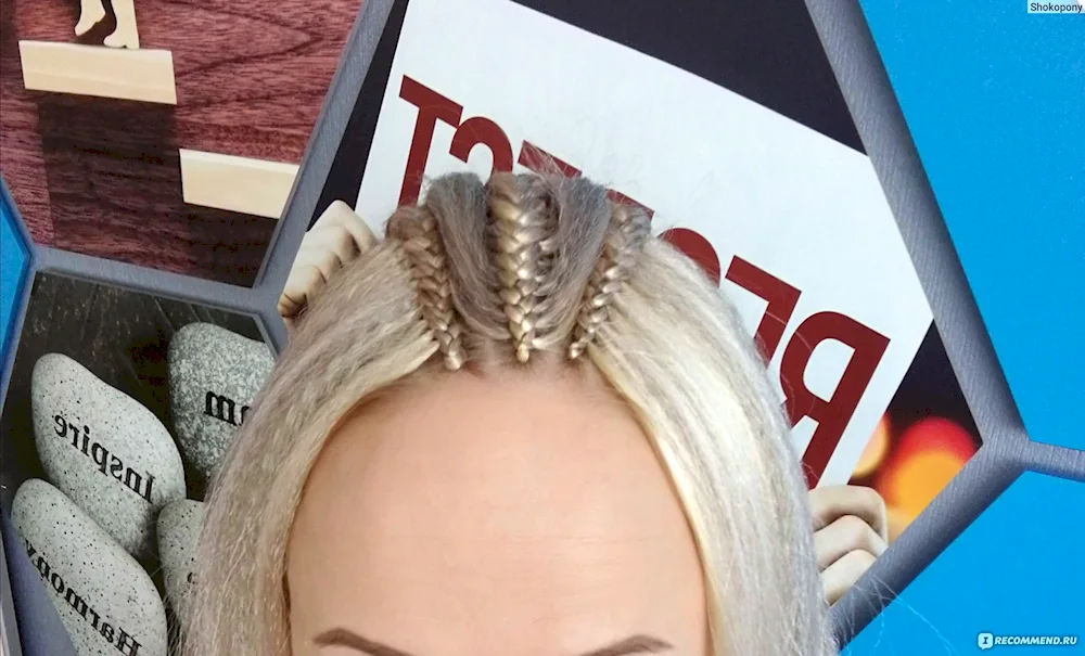 Waterfall hairstyle with canekalon