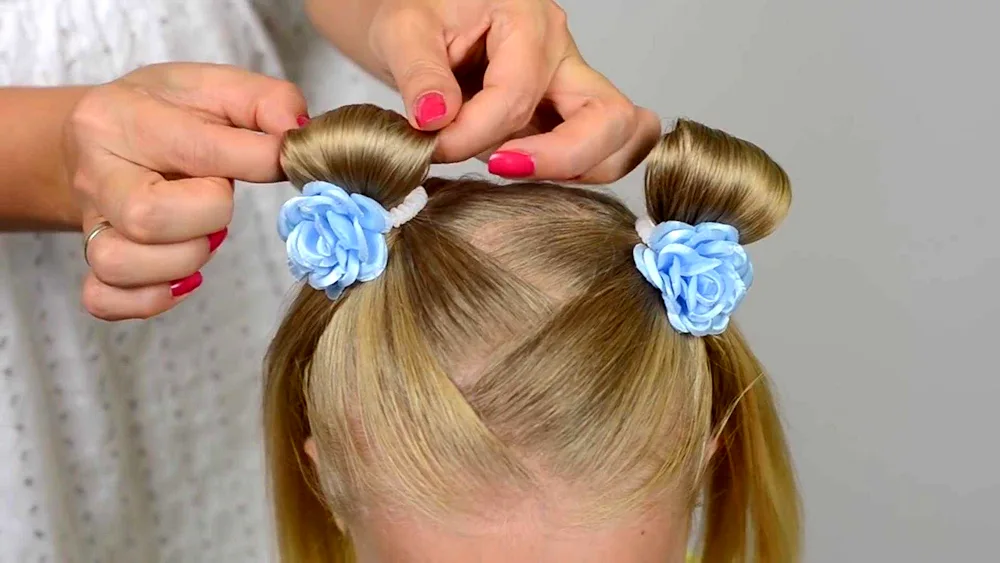 Children's hairstyles with rubber bands