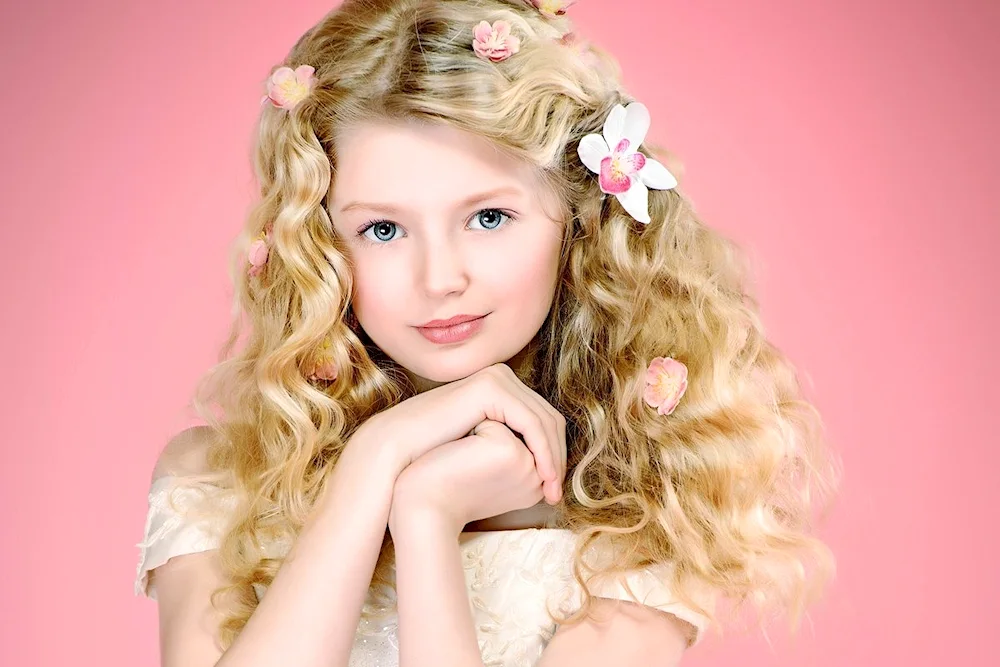 Polina curly girl