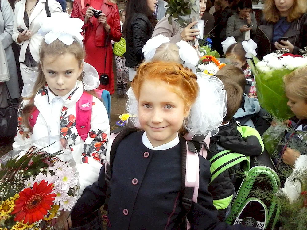 First-grader hairstyle for 1 September