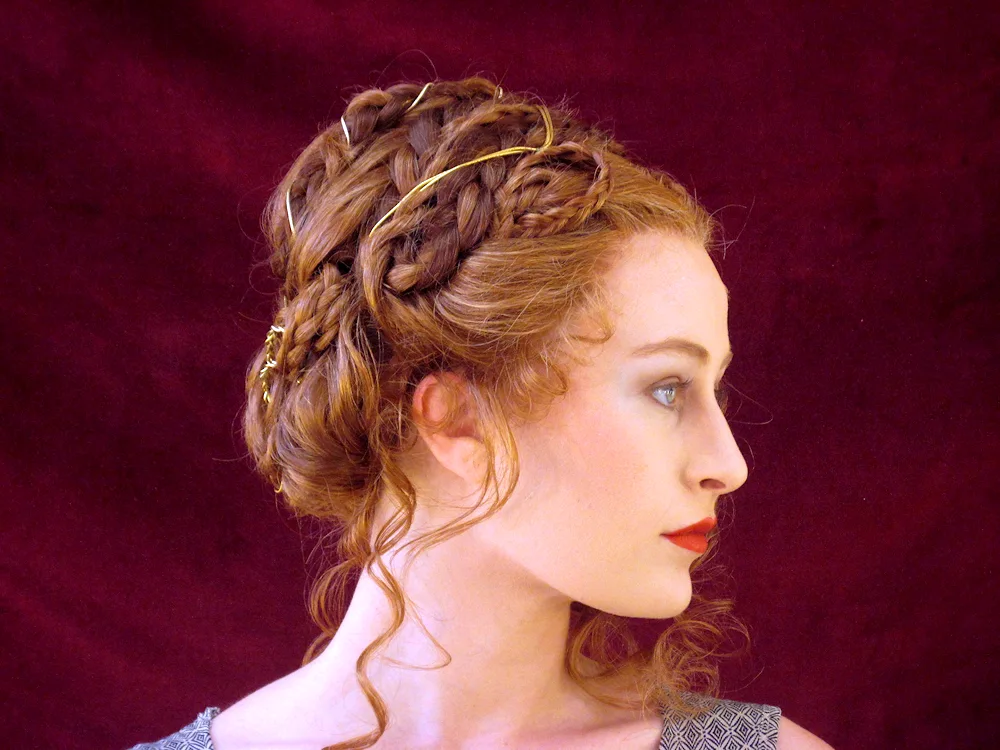 Renaissance Renaissance hairstyle