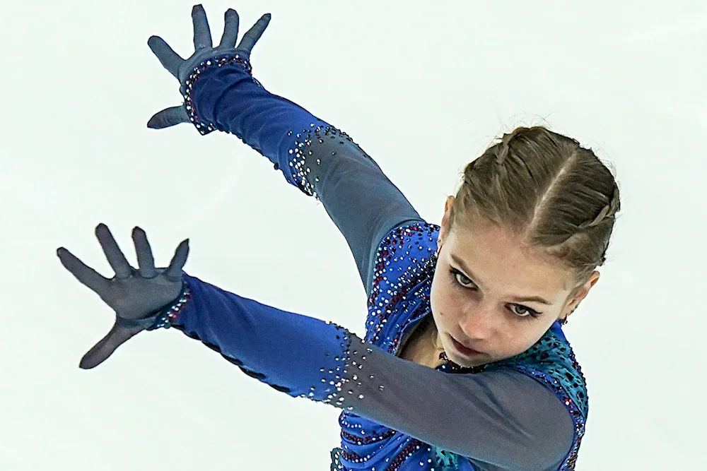 Sofia Shevchenko figure skater
