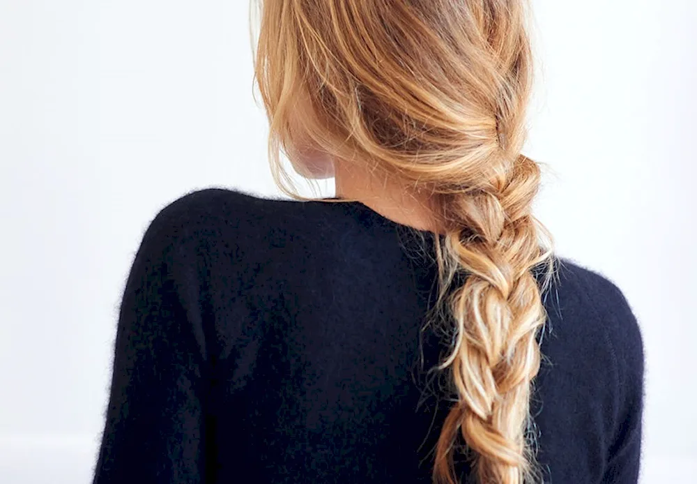 Beautiful bun hairstyles for every day