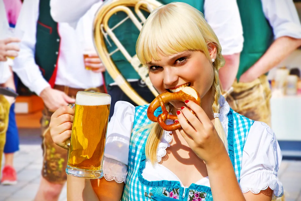 Oktoberfest Bavarian dirndl hairstyles for Oktoberfest