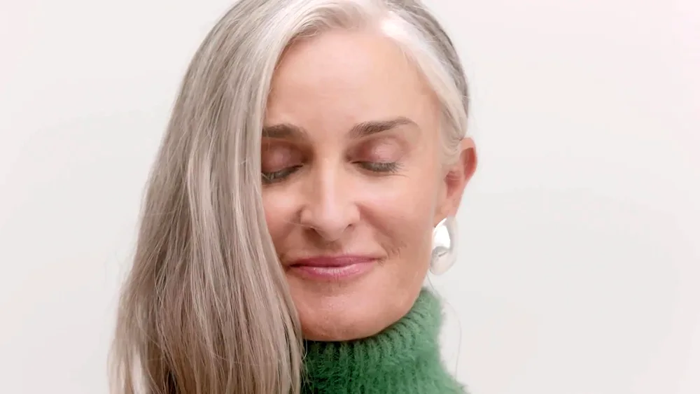 Hair styles Grey hair after 40 women photo