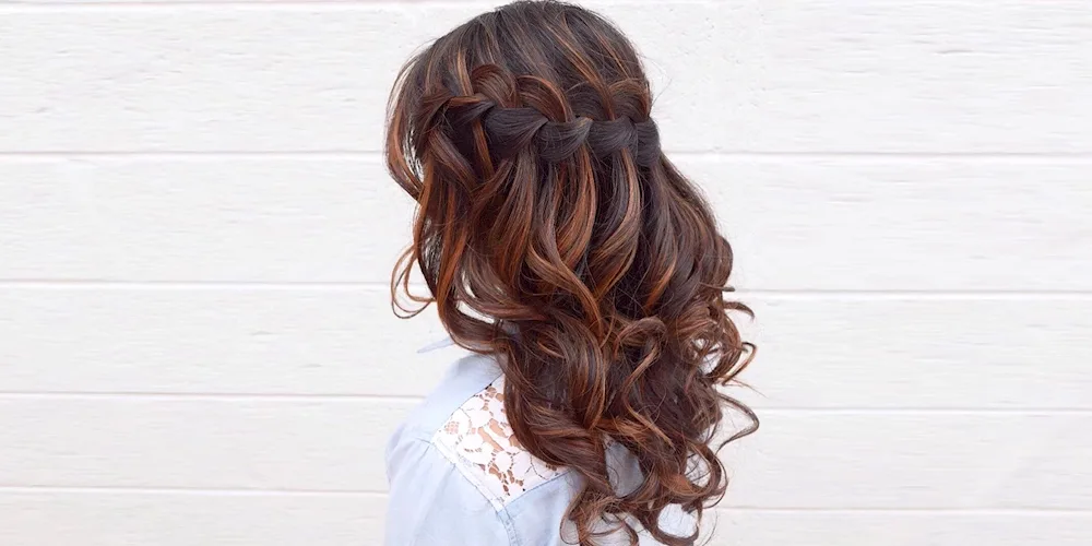 Simple hairstyles for prom