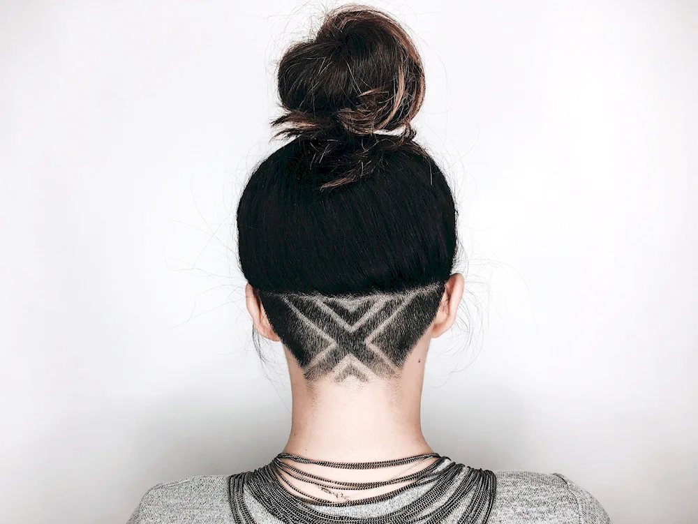 Hairstyle with shaved back of the head