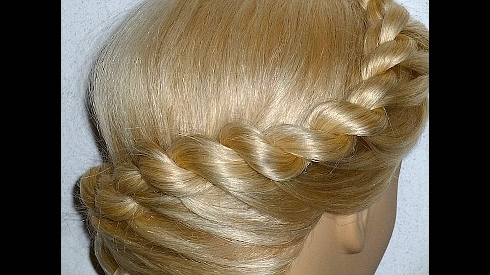 Hairstyle with a bandage
