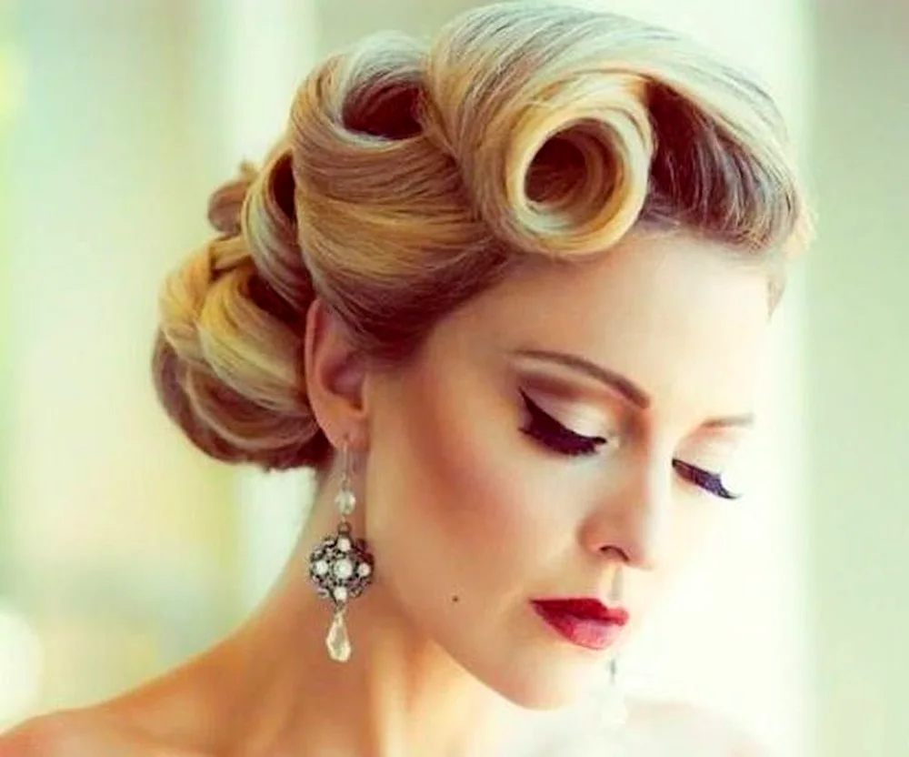 Hollywood wave in Gatsby style