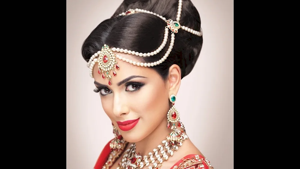 Eastern style hairstyles