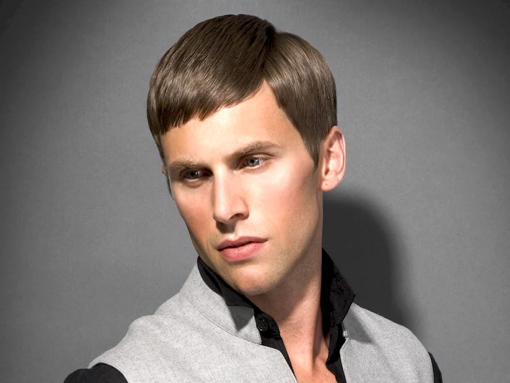 Tennis half-tennis haircut
