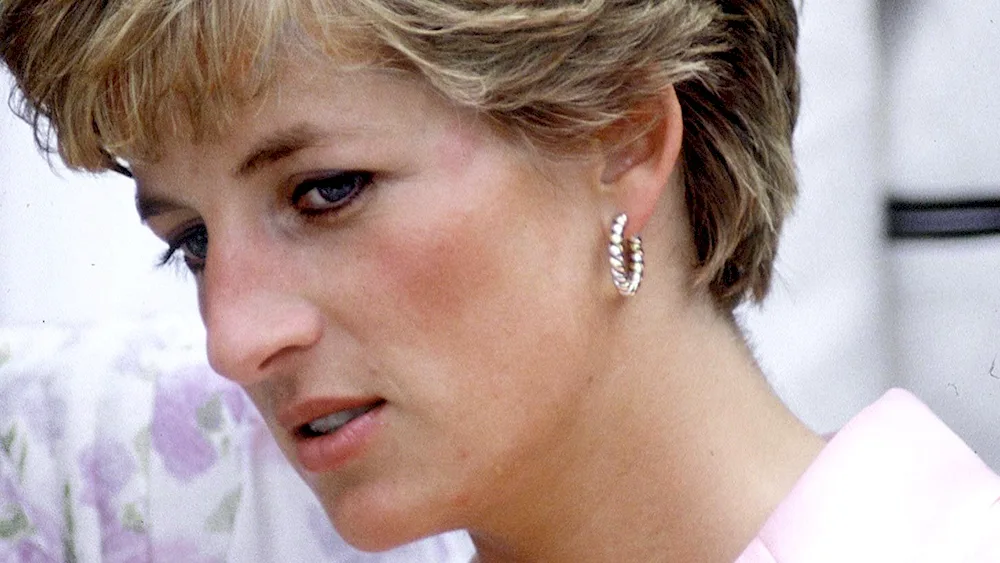 Lady Diana haircut Diana