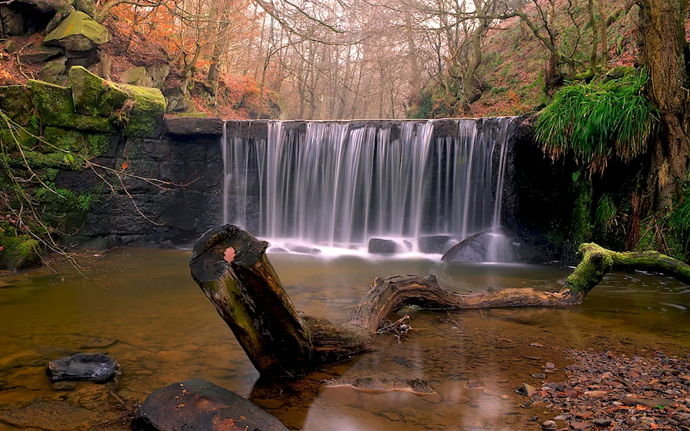 Mosbrey Falls USA