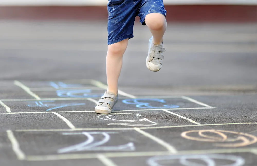 Classics on asphalt in kindergarten