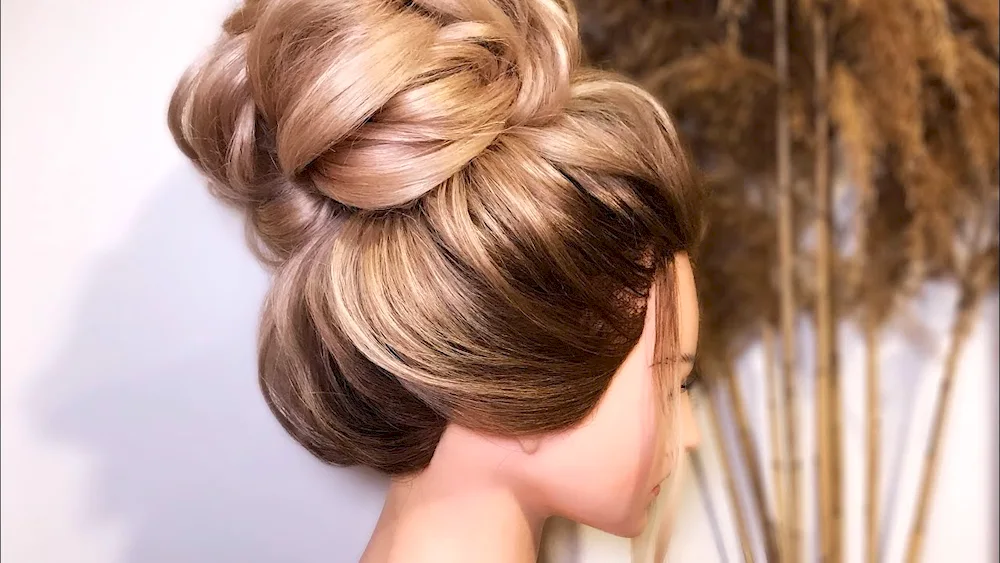 Low sleek bun