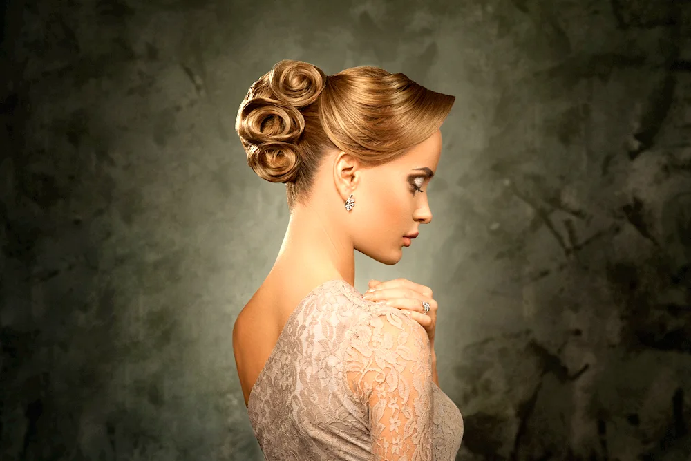 Allison Ray's bun