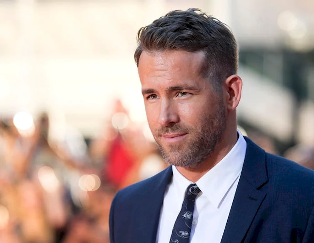 Ryan Reynolds haircut