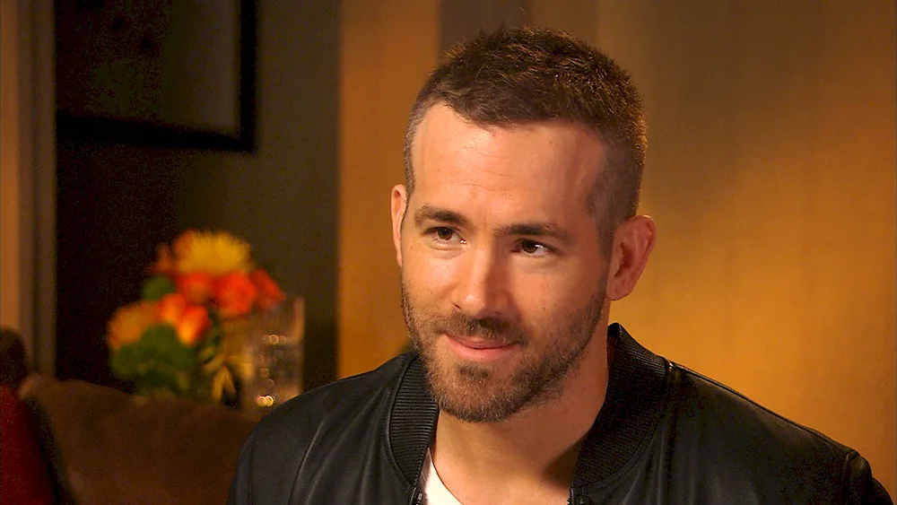 Ryan Reynolds haircut