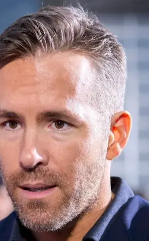 Ryan Reynolds short haircut