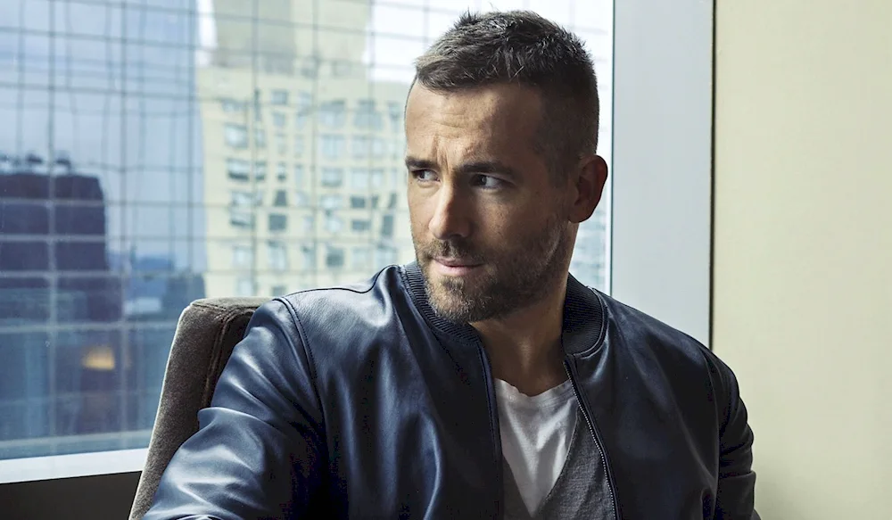 Ryan Reynolds haircut
