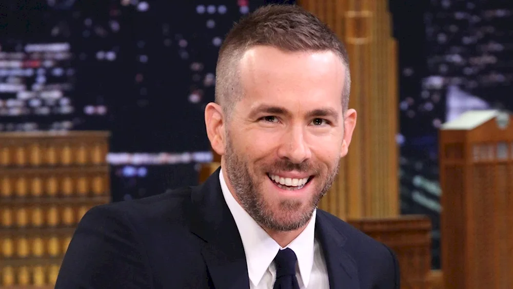 Ryan Reynolds haircut Deadpool