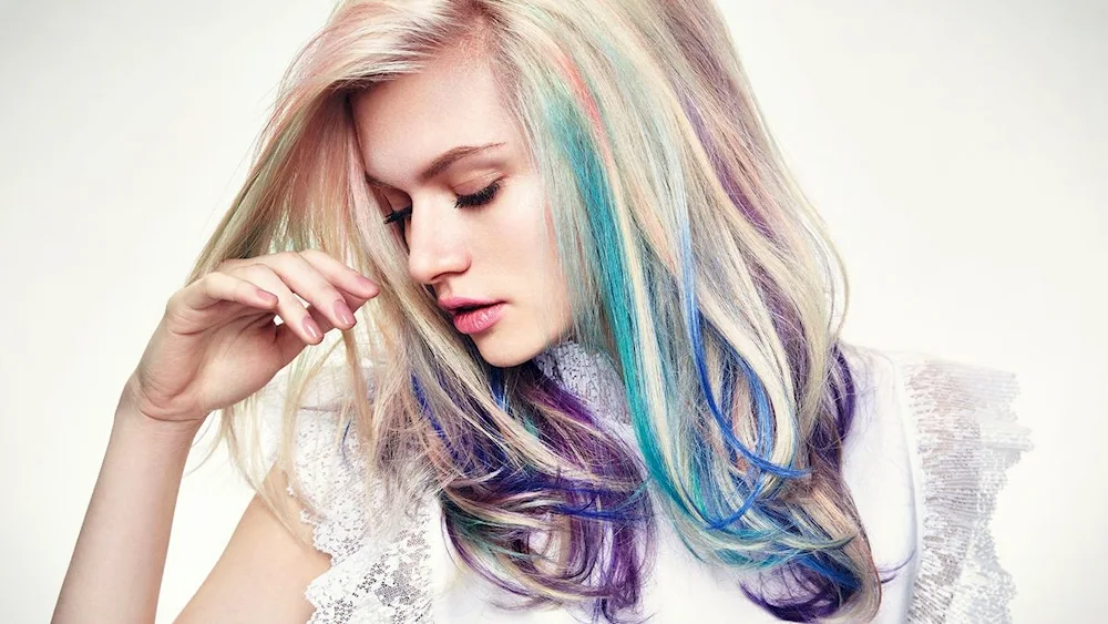 Hairstyles with coloured strands girls