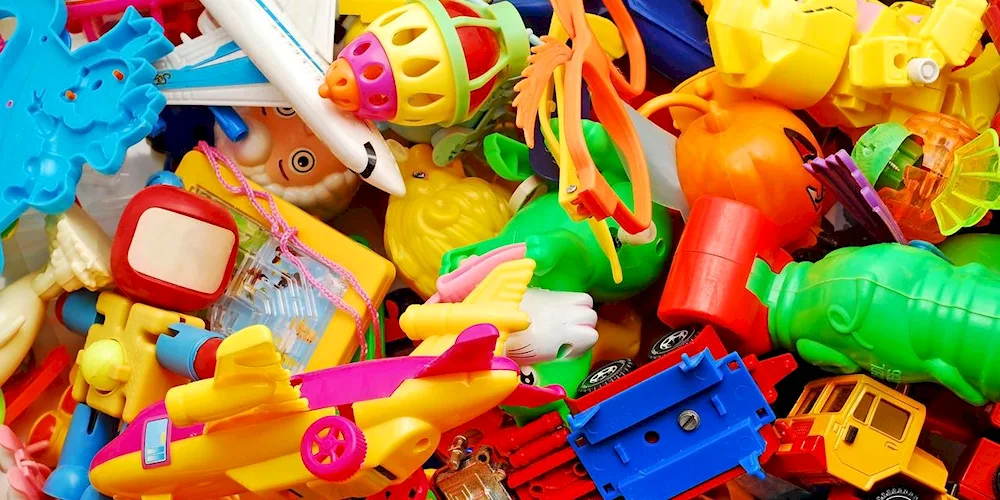 Miscellaneous toys for children